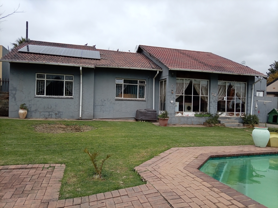 3 Bedroom Property for Sale in Sasolburg Ext 11 Free State
